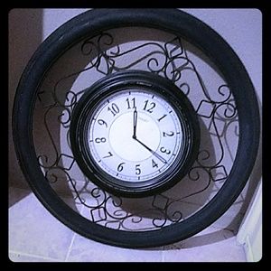 Large wall clock